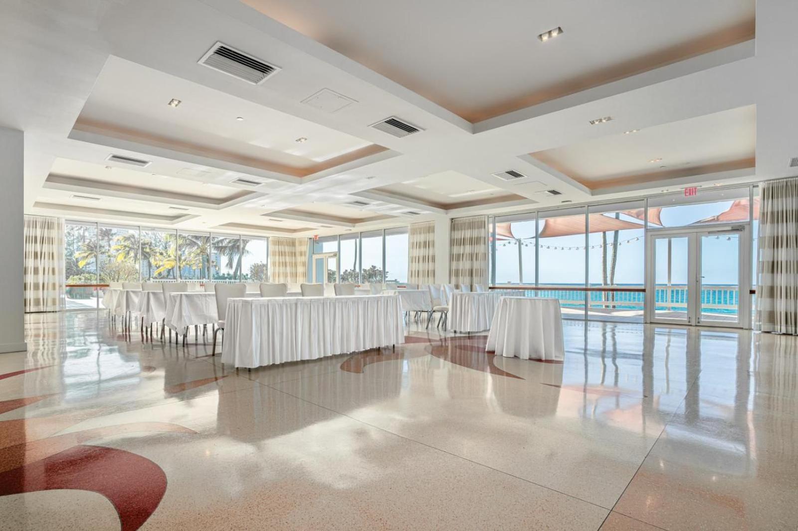 The Condado Plaza Hotel Сан-Хуан Экстерьер фото